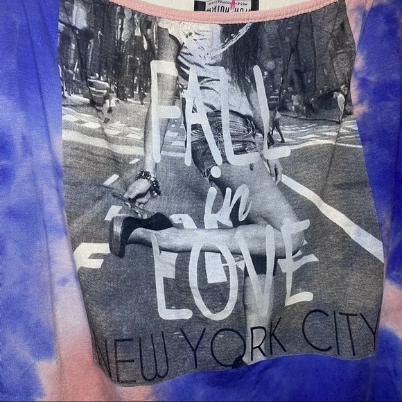 Graphic Fashion Nova Skirt Size M - Picture 2 of 6